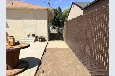 316 Western, Bakersfield, CA 93309 - Photo 13