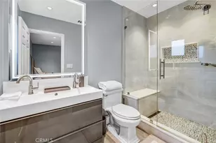 15012 Wyandotte, Los Angeles, CA 91405 - Photo 49