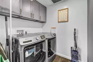 15012 Wyandotte, Los Angeles, CA 91405 - Photo 25