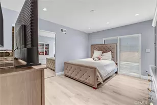 15012 Wyandotte, Los Angeles, CA 91405 - Photo 47