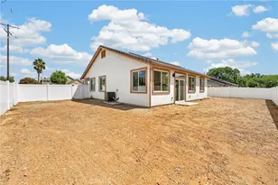 595 E 12th St, Beaumont, CA 92223 - Photo 33