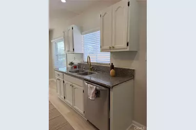8995 Alexander, South Gate, CA 90280 - Photo 7