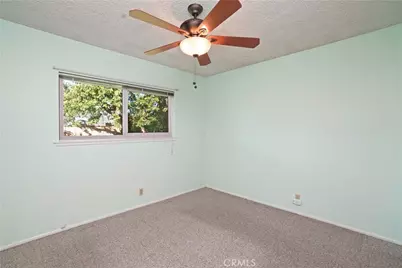 8635 Muller, Downey, CA 90241 - Photo 17