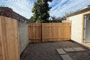 8995 Alexander, South Gate, CA 90280 - Photo 21