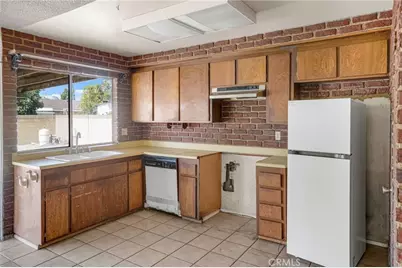 9704 Mines Avenue, Pico Rivera, CA 90660 - Photo 13