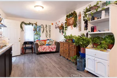 415 95th Street, Los Angeles, CA 90044 - Photo 13