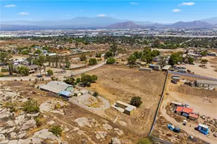 22201 Alviso, Perris, CA 92570 - Photo 25