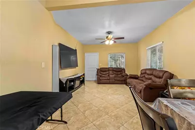 651 E 53rd, Los Angeles, CA 90011 - Photo 5
