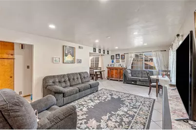 535 E Valencia Street, Rialto, CA 92376 - Photo 5