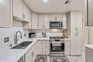 535 E Valencia St, Rialto, CA 92376 - Photo 11