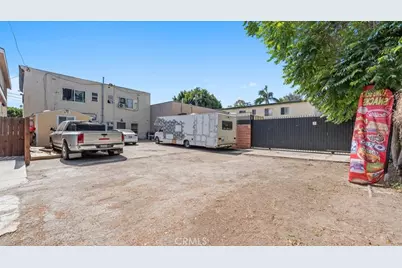 2171 Santa Fe, Long Beach, CA 90810 - Photo 33