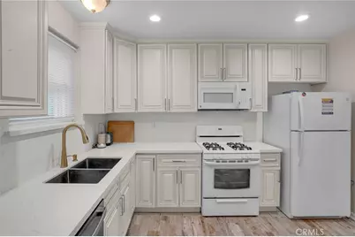 9812 S Denker, Los Angeles, CA 90047 - Photo 17