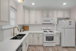 9812 S Denker, Los Angeles, CA 90047 - Photo 17