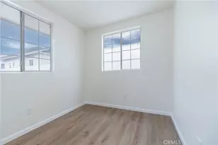 232 W 40th Pl, Los Angeles, CA 90037 - Photo 19