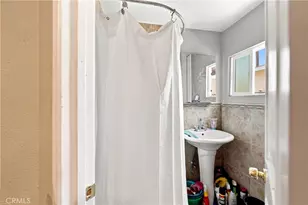 3337 Los Flores, Lynwood, CA 90262 - Photo 63
