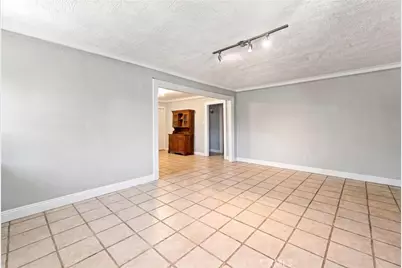 3337 Los Flores, Lynwood, CA 90262 - Photo 11