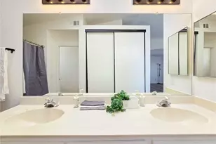12416 Softwind Dr, Victorville, CA 92395 - Photo 11