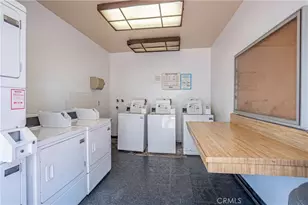1119 Albany, Los Angeles, CA 90015 - Photo 21