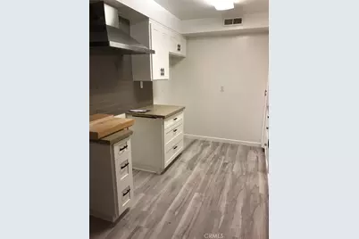 8981 Hildreth Avenue, South Gate, CA 90280 - Photo 13