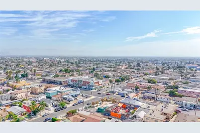 1433 W 96th, Los Angeles, CA 90047 - Photo 35
