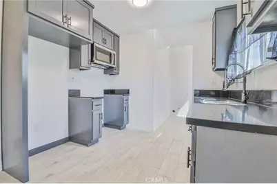 1433 W 96th, Los Angeles, CA 90047 - Photo 11