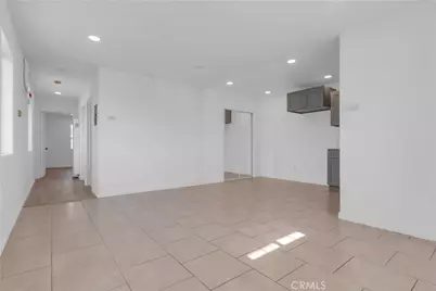1301 E Pacific Coast, Los Angeles, CA 90744 - Photo 25