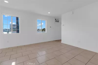 1301 E Pacific Coast, Los Angeles, CA 90744 - Photo 5