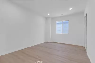 1301 E Pacific Coast, Los Angeles, CA 90744 - Photo 19