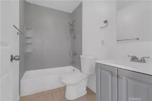 1301 E Pacific Coast, Los Angeles, CA 90744 - Photo 17