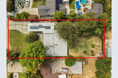 7911 Genesta, Lake Balboa, CA 91406 - Photo 13