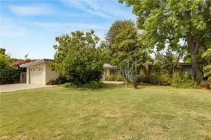 7911 Genesta, Lake Balboa, CA 91406 - Photo 1