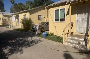 2037 Oregon St, Bakersfield, CA 93305 - Photo 9