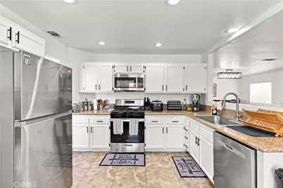 13010 Snowview Road, Victorville, CA 92392 - Photo 13