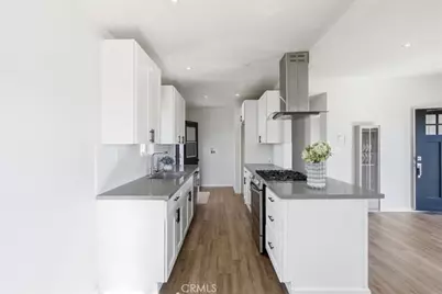 8803 Burton, Bellflower, CA 90706 - Photo 11