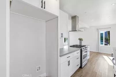 8803 Burton, Bellflower, CA 90706 - Photo 13