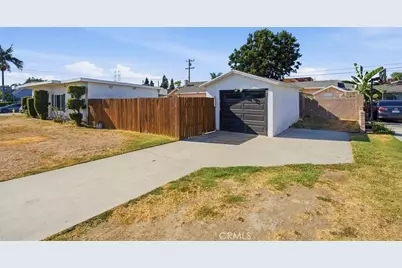 8803 Burton, Bellflower, CA 90706 - Photo 3