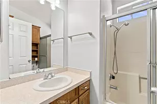 1241 N East St, Anaheim, CA 92805 - Photo 15