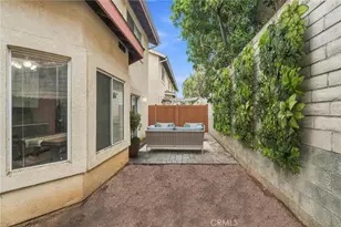 13421 Hubbard St, Sylmar, CA 91342 - Photo 29