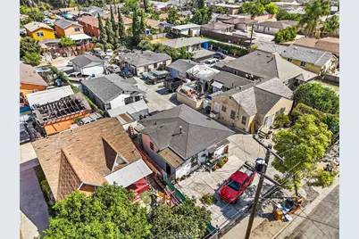 2111 E 118th Street, Los Angeles, CA 90059 - Photo 33