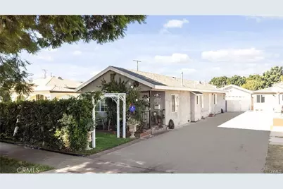 10031 San Antonio, South Gate, CA 90280 - Photo 1