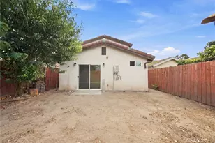 9577 Maie, Los Angeles, CA 90002 - Photo 23