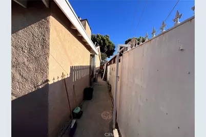 4815 Olanda, Lynwood, CA 90262 - Photo 19