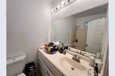 4815 Olanda, Lynwood, CA 90262 - Photo 29