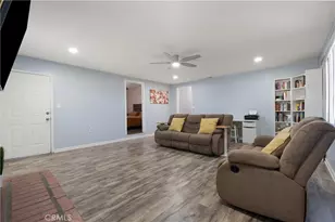 1513 W 138th, Compton, CA 90222 - Photo 25