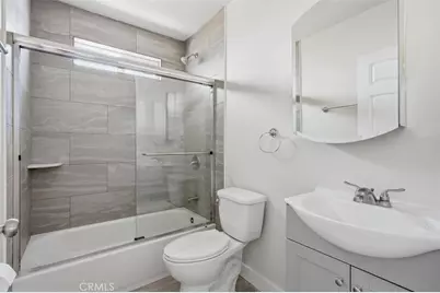 817 W 79th, Los Angeles, CA 90044 - Photo 19