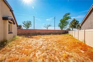 45061 Floral Vista, Lancaster, CA 93536 - Photo 25