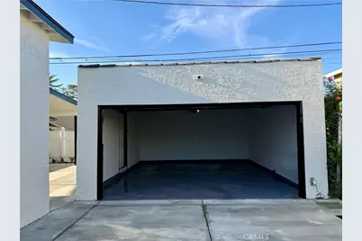 1861 W 94th, Los Angeles, CA 90047 - Photo 35