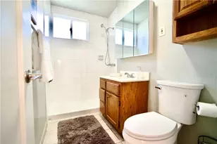 13425 Downey Ave, Paramount, CA 90723 - Photo 25