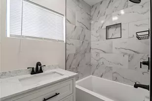 1028 E 10th, Long Beach, CA 90813 - Photo 27