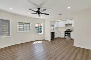 1028 E 10th, Long Beach, CA 90813 - Photo 15